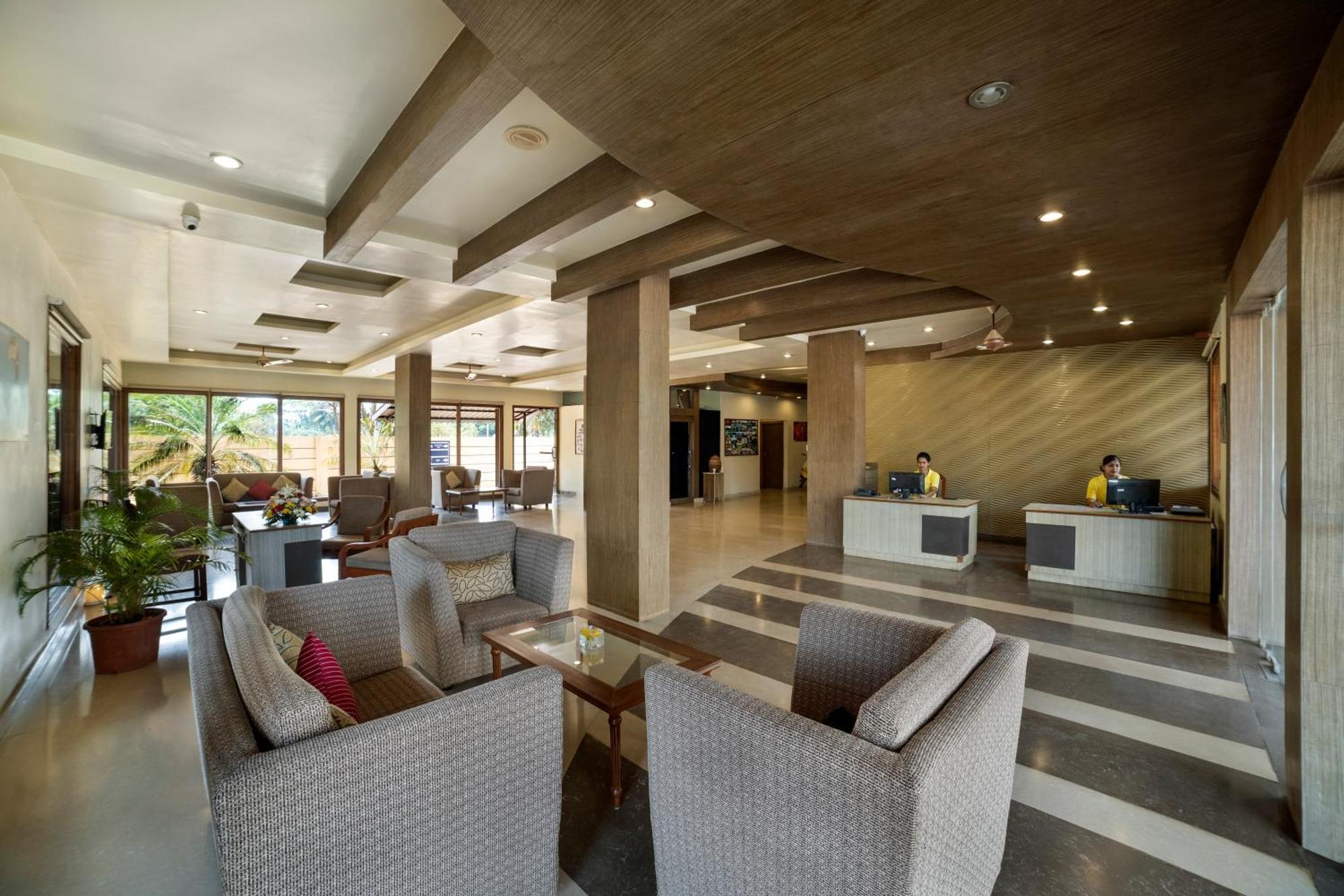 Sterling Karwar Hotel Bagian luar foto