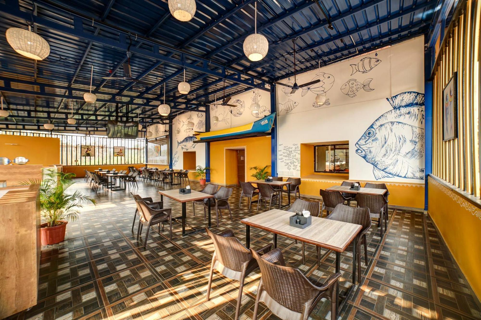 Sterling Karwar Hotel Bagian luar foto